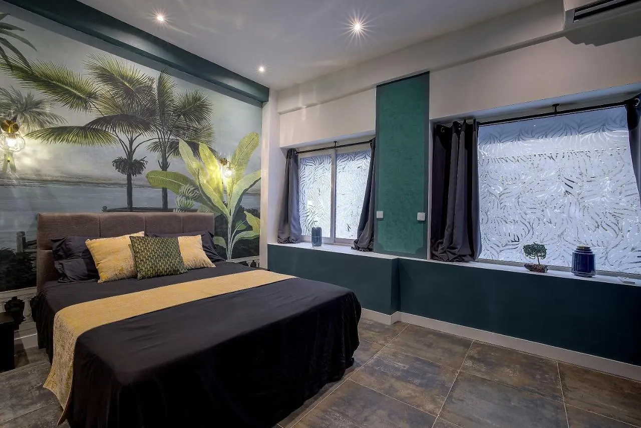 Jacuzzi, Mer 3 Min, B&B Nice 0*,  France