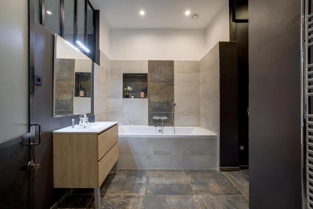 Bed & Breakfast Jacuzzi, Mer 3 Min, B&B Nice France